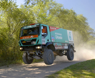 Iveco dunks second place in Dakar