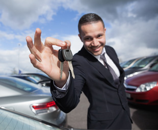 Bogus dealer staff could target your vehicle!