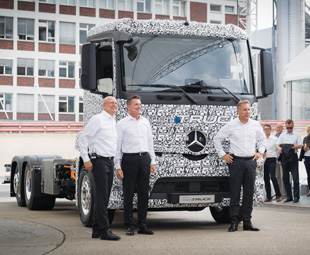 ubilation at the launch of the Urban eTruck, which is based on a heavy-duty, three-axle, short-radius Mercedes-Benz distribution truck.