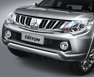 Mitsubishi teases new Triton