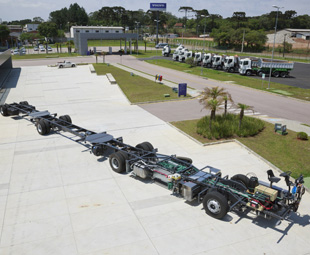 Volvo reveals world’s longest bus