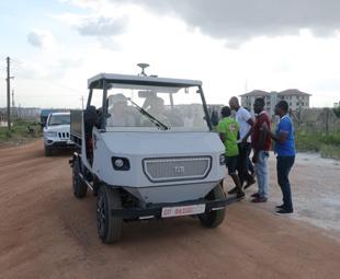 An all-purpose electric car for Africa