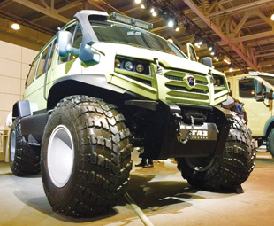 GAZ is an extremely innovative company. It has even created an amphibious off-road vehicle called the Sobol All-Terrain Crawler. This really cool concept vehicle is an extremely good swimmer, we are told.